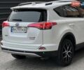 Белый Тойота РАВ 4, объемом двигателя 2.5 л и пробегом 140 тыс. км за 24999 $, фото 2 на Automoto.ua