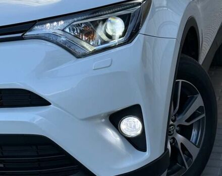 Тойота РАВ 4 2016 в Белой Церкве на Automoto.ua Белый Тойота РАВ 4, объемом двигателя 1.99 л и пробегом 110 тыс. км за 22500 $, фото 7 на Automoto.ua