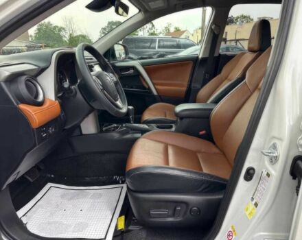 Білий Тойота РАВ 4, об'ємом двигуна 0 л та пробігом 65 тис. км за 253 $, фото 9 на Automoto.ua