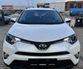 Белый Тойота РАВ 4, объемом двигателя 2 л и пробегом 207 тыс. км за 5500 $, фото 1 на Automoto.ua