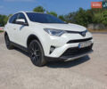 Білий Тойота РАВ 4, об'ємом двигуна 2 л та пробігом 157 тис. км за 22000 $, фото 1 на Automoto.ua