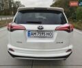 Білий Тойота РАВ 4, об'ємом двигуна 1.99 л та пробігом 194 тис. км за 18500 $, фото 7 на Automoto.ua