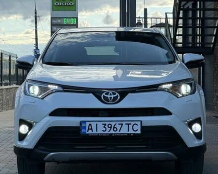 Тойота РАВ 4 2016 в Белой Церкве на Automoto.ua Белый Тойота РАВ 4, объемом двигателя 1.99 л и пробегом 110 тыс. км за 22500 $, фото 9 на Automoto.ua