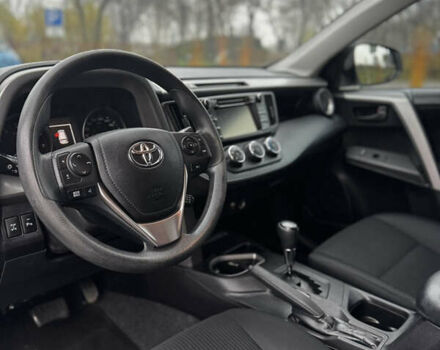 Білий Тойота РАВ 4, об'ємом двигуна 2.49 л та пробігом 173 тис. км за 16100 $, фото 36 на Automoto.ua