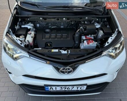 Тойота РАВ 4 2016 в Белой Церкве на Automoto.ua Белый Тойота РАВ 4, объемом двигателя 1.99 л и пробегом 110 тыс. км за 22500 $, фото 66 на Automoto.ua