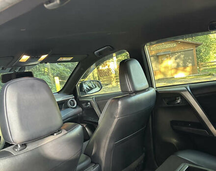 Белый Тойота РАВ 4, объемом двигателя 2.5 л и пробегом 147 тыс. км за 20399 $, фото 13 на Automoto.ua