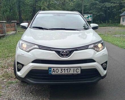 Білий Тойота РАВ 4, об'ємом двигуна 1.99 л та пробігом 215 тис. км за 19500 $, фото 14 на Automoto.ua