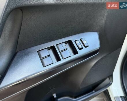 Тойота РАВ 4 2016 в Белой Церкве на Automoto.ua Белый Тойота РАВ 4, объемом двигателя 1.99 л и пробегом 110 тыс. км за 22500 $, фото 39 на Automoto.ua
