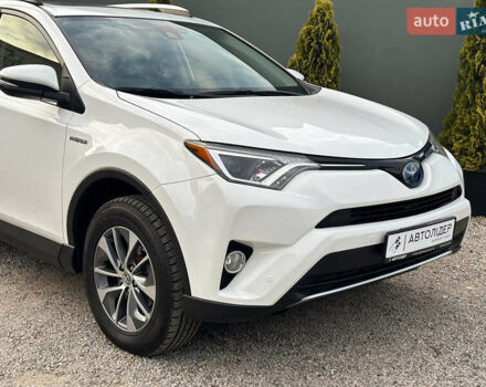 Белый Тойота РАВ 4, объемом двигателя 2.49 л и пробегом 45 тыс. км за 22200 $, фото 2 на Automoto.ua