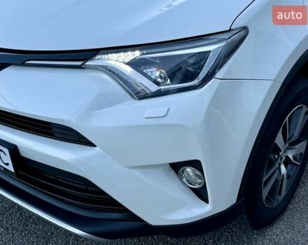 Белый Тойота РАВ 4, объемом двигателя 1.99 л и пробегом 110 тыс. км за 19999 $, фото 26 на Automoto.ua