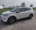 Белый Тойота РАВ 4, объемом двигателя 2 л и пробегом 135 тыс. км за 13999 $, фото 1 на Automoto.ua