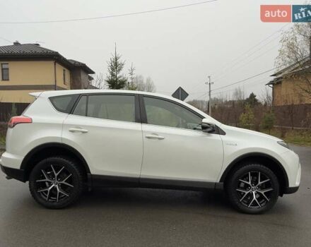 Белый Тойота РАВ 4, объемом двигателя 2.49 л и пробегом 71 тыс. км за 24800 $, фото 6 на Automoto.ua