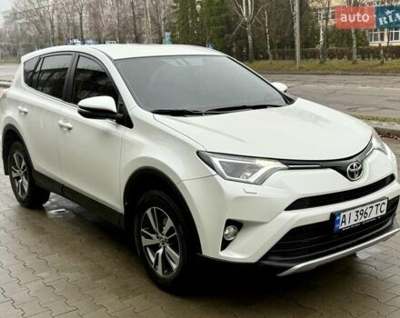 Белый Тойота РАВ 4, объемом двигателя 1.99 л и пробегом 110 тыс. км за 19999 $, фото 1 на Automoto.ua