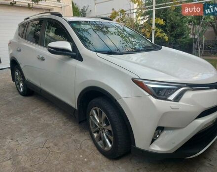 Тойота РАВ 4 2016 у Одесі на Automoto.ua Білий Тойота РАВ 4, об'ємом двигуна 2.49 л та пробігом 98 тис. км за 21900 $, фото 4 на Automoto.ua
