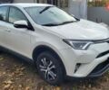 Белый Тойота РАВ 4, объемом двигателя 2 л и пробегом 250 тыс. км за 19500 $, фото 7 на Automoto.ua