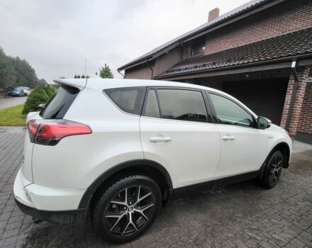 Белый Тойота РАВ 4, объемом двигателя 2.5 л и пробегом 114 тыс. км за 23989 $, фото 6 на Automoto.ua