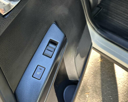 Белый Тойота РАВ 4, объемом двигателя 2.5 л и пробегом 147 тыс. км за 20399 $, фото 11 на Automoto.ua