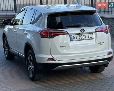 Тойота РАВ 4 2016 в Белой Церкве на Automoto.ua Белый Тойота РАВ 4, объемом двигателя 1.99 л и пробегом 110 тыс. км за 22500 $, фото 32 на Automoto.ua