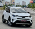Тойота РАВ 4 2016 у Києві на Automoto.ua Білий Тойота РАВ 4, об'ємом двигуна 2.49 л та пробігом 173 тис. км за 17200 $, фото 4 на Automoto.ua