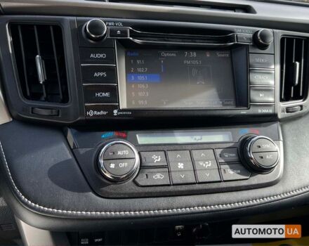 Белый Тойота РАВ 4, объемом двигателя 2.5 л и пробегом 185 тыс. км за 16400 $, фото 15 на Automoto.ua