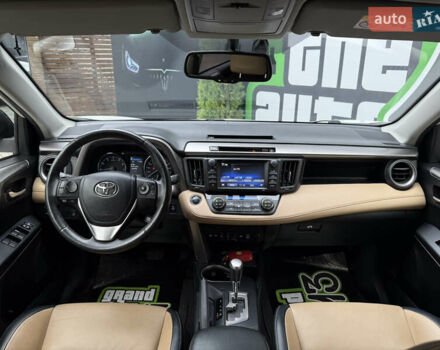 Белый Тойота РАВ 4, объемом двигателя 1.99 л и пробегом 115 тыс. км за 21990 $, фото 14 на Automoto.ua