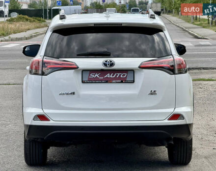 Тойота РАВ 4 2016 у Києві на Automoto.ua Білий Тойота РАВ 4, об'ємом двигуна 2.49 л та пробігом 173 тис. км за 17200 $, фото 89 на Automoto.ua