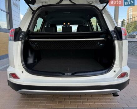 Тойота РАВ 4 2016 в Белой Церкве на Automoto.ua Белый Тойота РАВ 4, объемом двигателя 1.99 л и пробегом 110 тыс. км за 22500 $, фото 62 на Automoto.ua
