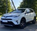 Білий Тойота РАВ 4, об'ємом двигуна 2.5 л та пробігом 135 тис. км за 23555 $, фото 1 на Automoto.ua