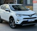 Тойота РАВ 4 2016 в Белой Церкве на Automoto.ua Белый Тойота РАВ 4, объемом двигателя 1.99 л и пробегом 110 тыс. км за 22500 $, фото 13 на Automoto.ua