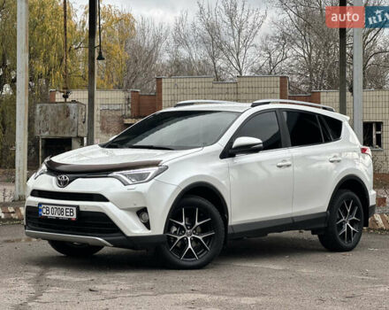Белый Тойота РАВ 4, объемом двигателя 2.2 л и пробегом 190 тыс. км за 20600 $, фото 3 на Automoto.ua