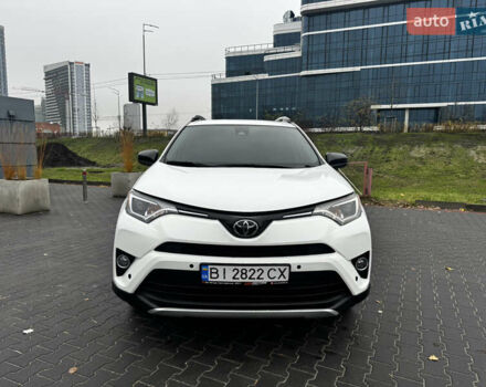 Білий Тойота РАВ 4, об'ємом двигуна 2.49 л та пробігом 173 тис. км за 16100 $, фото 2 на Automoto.ua