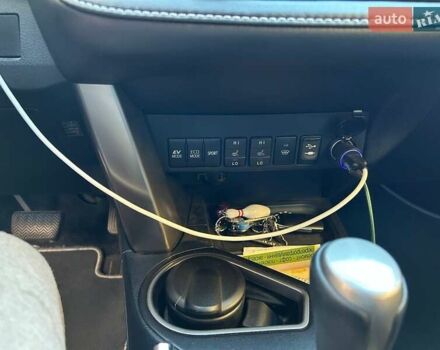 Белый Тойота РАВ 4, объемом двигателя 2.5 л и пробегом 108 тыс. км за 25300 $, фото 36 на Automoto.ua