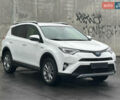 Белый Тойота РАВ 4, объемом двигателя 2.49 л и пробегом 187 тыс. км за 24990 $, фото 1 на Automoto.ua