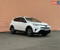 Белый Тойота РАВ 4, объемом двигателя 2.5 л и пробегом 183 тыс. км за 15490 $, фото 6 на Automoto.ua