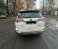 Белый Тойота РАВ 4, объемом двигателя 2 л и пробегом 189 тыс. км за 18000 $, фото 2 на Automoto.ua