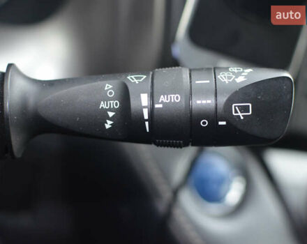 Тойота РАВ 4 2017 в Львове на Automoto.ua Белый Тойота РАВ 4, объемом двигателя 2.49 л и пробегом 187 тыс. км за 22990 $, фото 28 на Automoto.ua