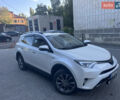 Білий Тойота РАВ 4, об'ємом двигуна 2.49 л та пробігом 107 тис. км за 26000 $, фото 1 на Automoto.ua