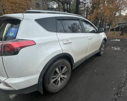 Белый Тойота РАВ 4, объемом двигателя 2 л и пробегом 189 тыс. км за 18000 $, фото 3 на Automoto.ua