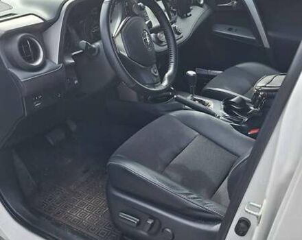 Белый Тойота РАВ 4, объемом двигателя 1.99 л и пробегом 89 тыс. км за 25306 $, фото 4 на Automoto.ua