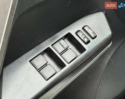 Белый Тойота РАВ 4, объемом двигателя 2.5 л и пробегом 183 тыс. км за 15490 $, фото 25 на Automoto.ua