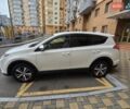 Білий Тойота РАВ 4, об'ємом двигуна 2.23 л та пробігом 220 тис. км за 19100 $, фото 1 на Automoto.ua