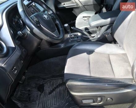 Тойота РАВ 4 2017 в Виннице на Automoto.ua Белый Тойота РАВ 4, объемом двигателя 2.49 л и пробегом 198 тыс. км за 22987 $, фото 34 на Automoto.ua