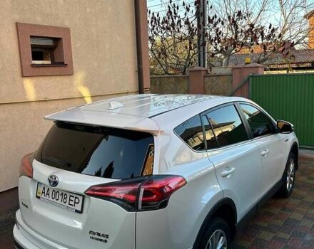 Белый Тойота РАВ 4, объемом двигателя 2.5 л и пробегом 108 тыс. км за 25300 $, фото 2 на Automoto.ua