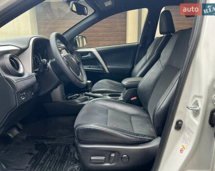 Белый Тойота РАВ 4, объемом двигателя 2.49 л и пробегом 199 тыс. км за 22999 $, фото 32 на Automoto.ua