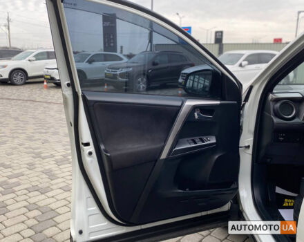 Білий Тойота РАВ 4, об'ємом двигуна 2.2 л та пробігом 288 тис. км за 22900 $, фото 8 на Automoto.ua
