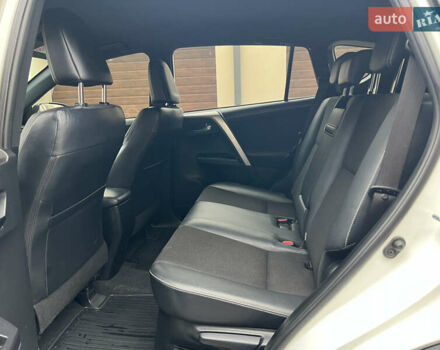 Белый Тойота РАВ 4, объемом двигателя 2.49 л и пробегом 199 тыс. км за 22999 $, фото 33 на Automoto.ua