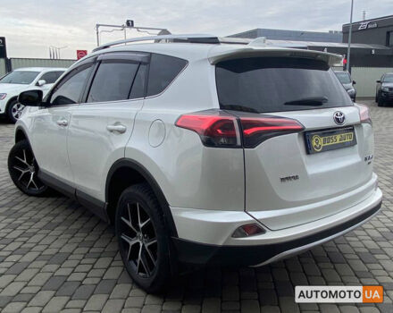 Білий Тойота РАВ 4, об'ємом двигуна 2.2 л та пробігом 288 тис. км за 22900 $, фото 4 на Automoto.ua