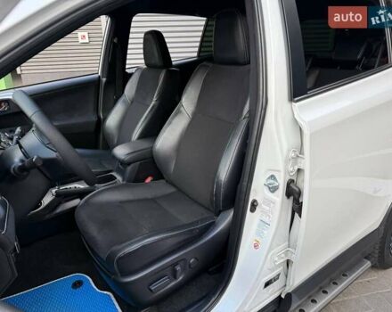 Белый Тойота РАВ 4, объемом двигателя 1.99 л и пробегом 151 тыс. км за 19990 $, фото 8 на Automoto.ua