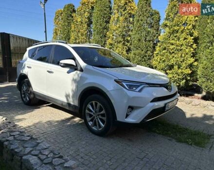 Белый Тойота РАВ 4, объемом двигателя 2.49 л и пробегом 106 тыс. км за 21100 $, фото 3 на Automoto.ua