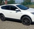 Білий Тойота РАВ 4, об'ємом двигуна 2.49 л та пробігом 198 тис. км за 22950 $, фото 16 на Automoto.ua